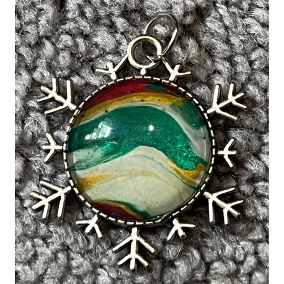 Marbleized Tie Dye SnowFlake Charm 2.5" Diameter Jewelry Necklace Crafting Chris - Picture 4 of 7
